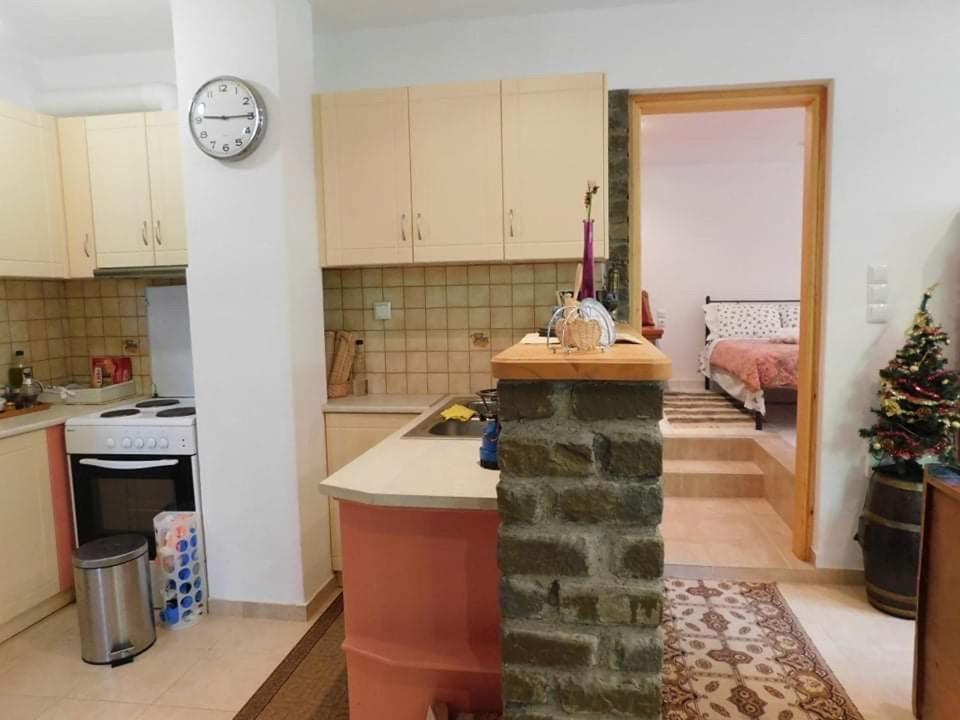 Villa Roula Mikrospilia Eksteriør billede